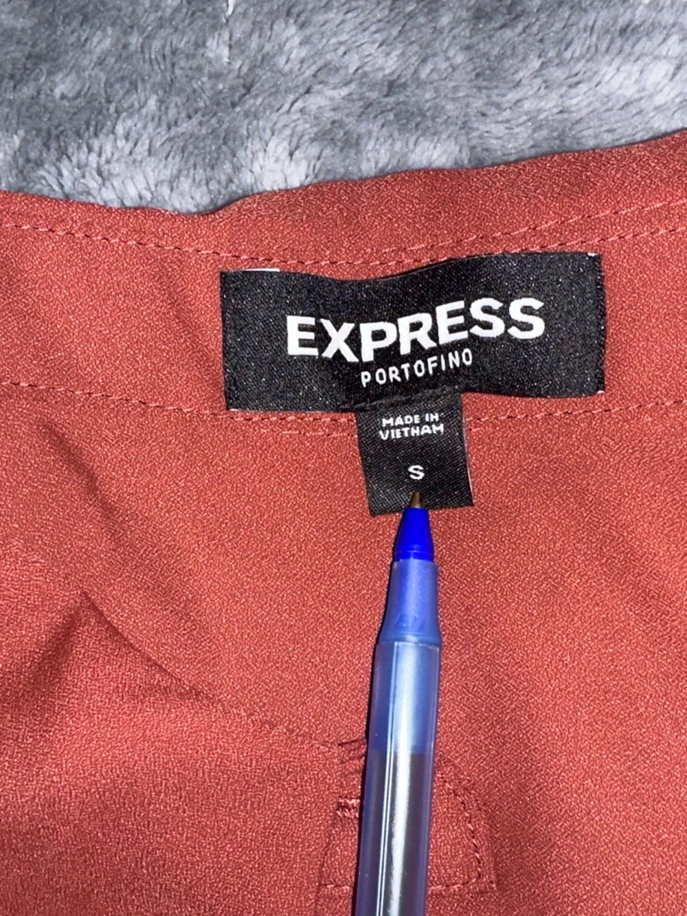 Express Rust Sleeveless Button-Up Top - Picture 4 of 4